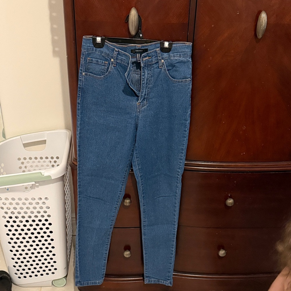 Forever 21 Women's Blue Skinny Jeans